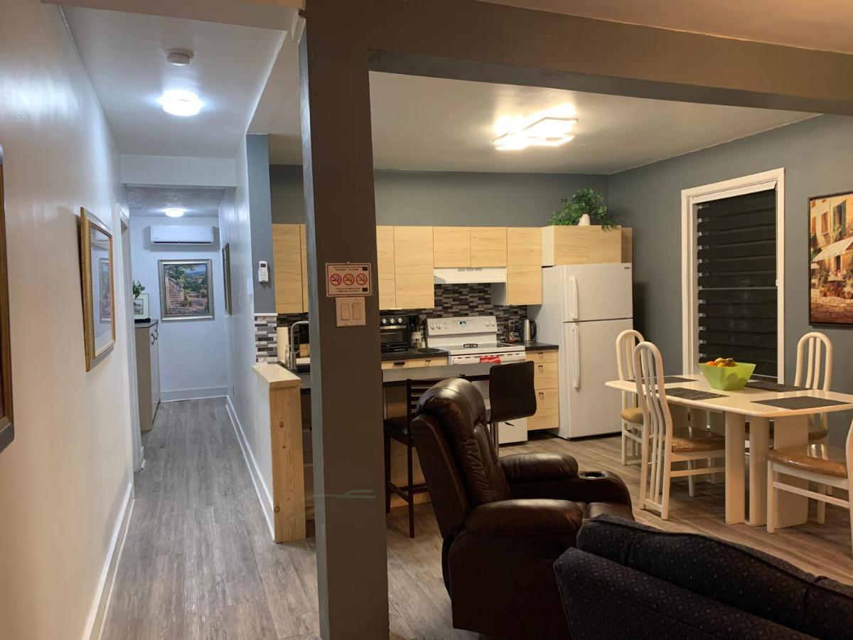 Le 2300 S Lägenhet Saint-Hyacinthe Exteriör bild