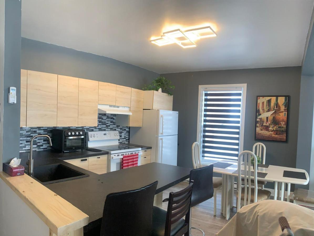 Le 2300 S Lägenhet Saint-Hyacinthe Exteriör bild