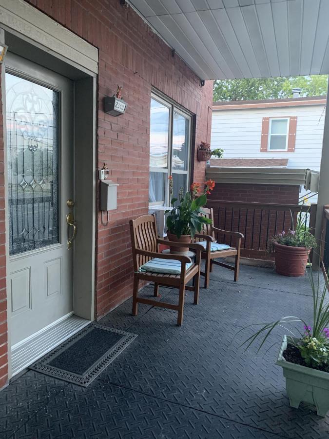 Le 2300 S Lägenhet Saint-Hyacinthe Exteriör bild